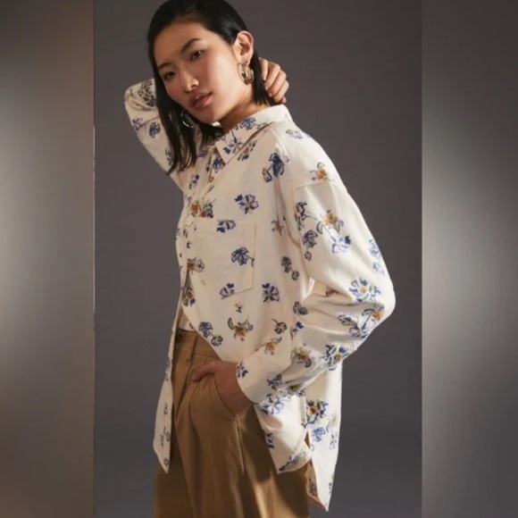 Anthropologie Tops - Anthropologie Pilcro Floral Tunic Buttondown